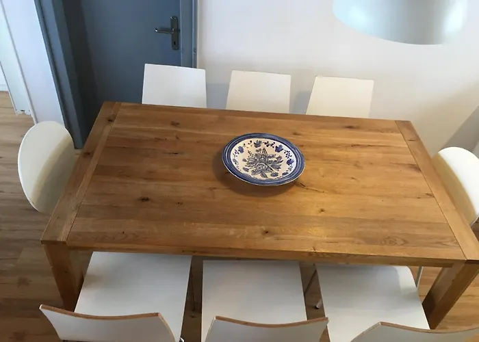 Haus Schwarz * Савоньин