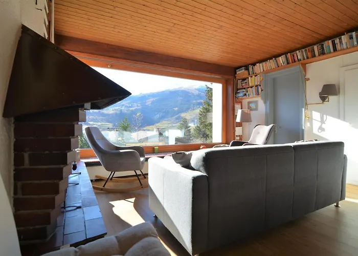 Haus Schwarz Савоньин